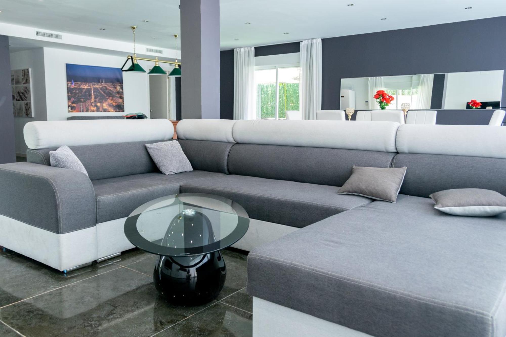 Luxurious Villa Marly II Castelldefels Luaran gambar